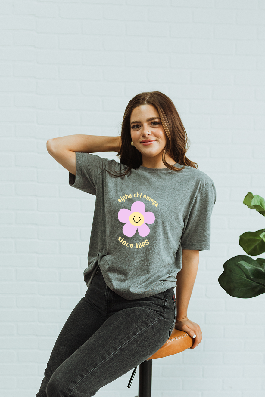 Grey Daisy tee - Alpha Chi Omega