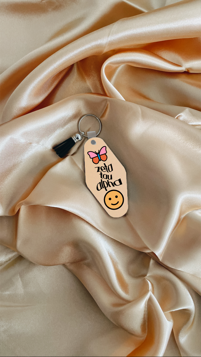 Smiley keychain - Zeta Tau Alpha - Spikes and Seams Greek