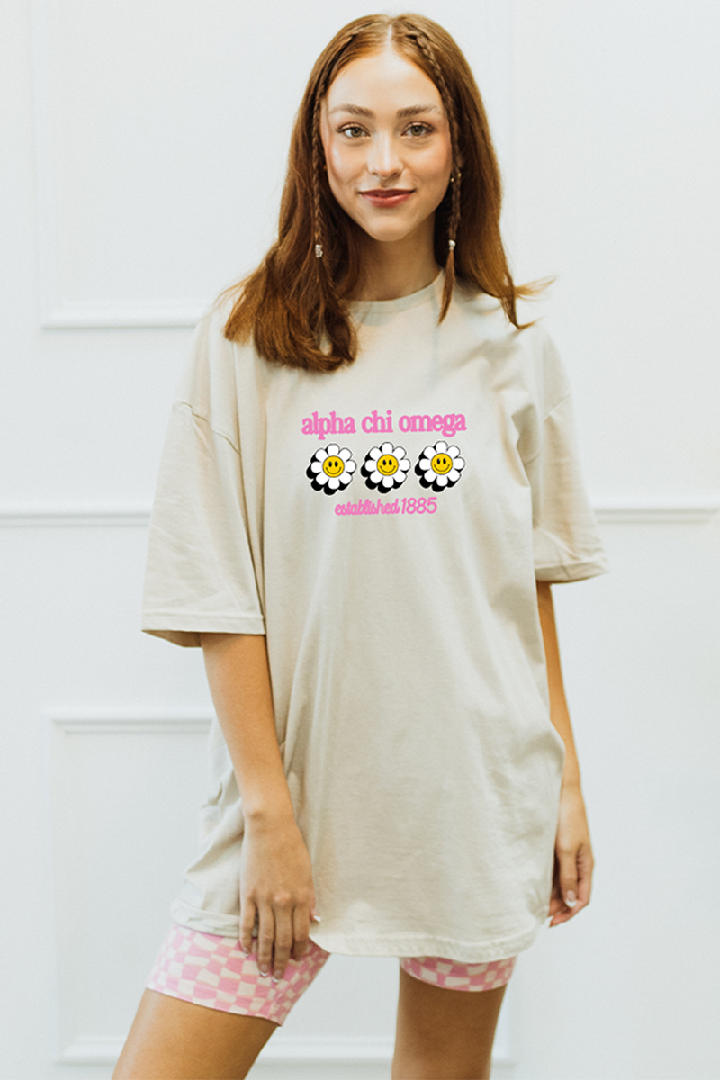 Beige Daisy tee - Alpha Chi Omega
