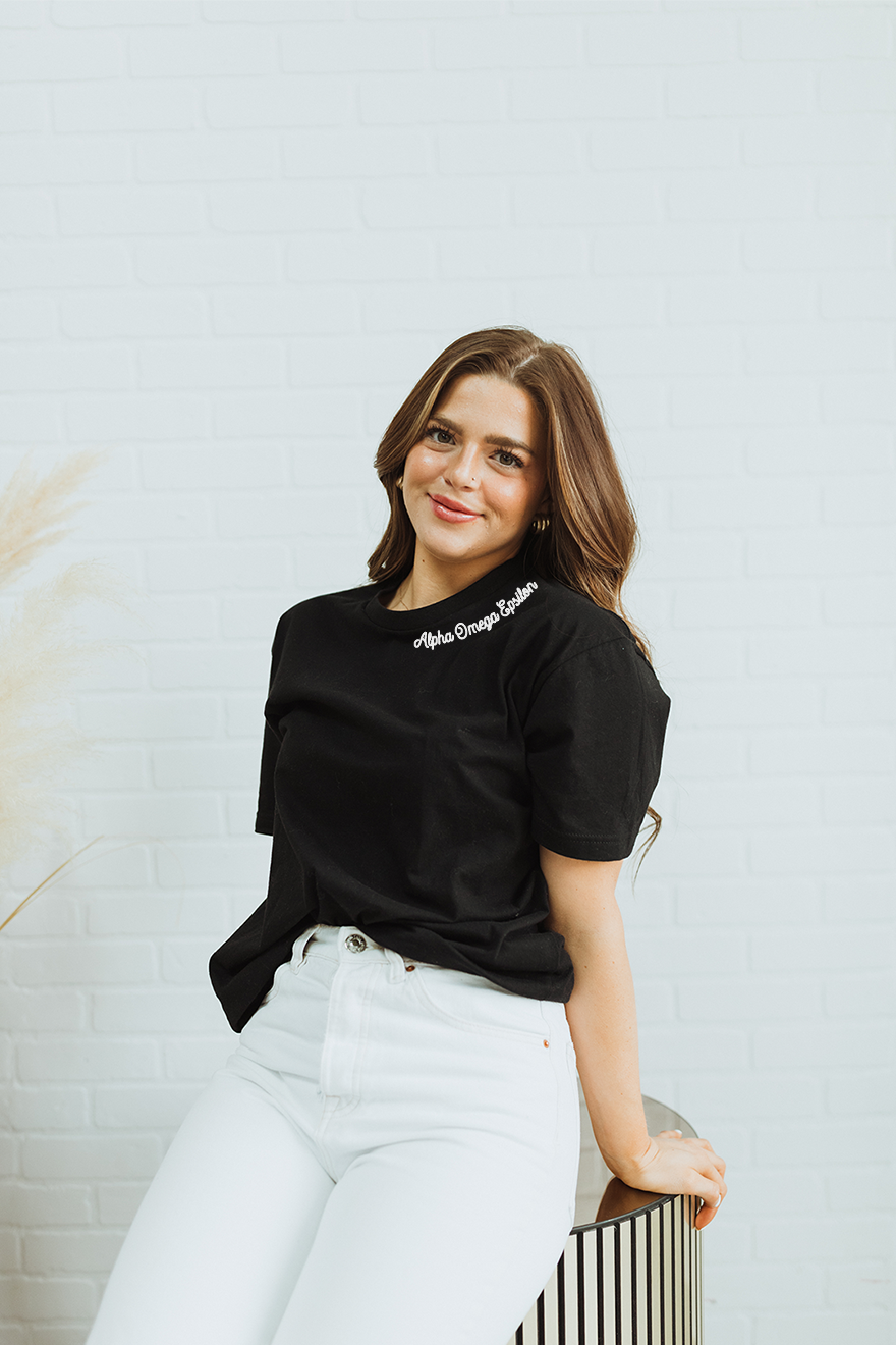 Black Collar text tee - Alpha Omega Epsilon